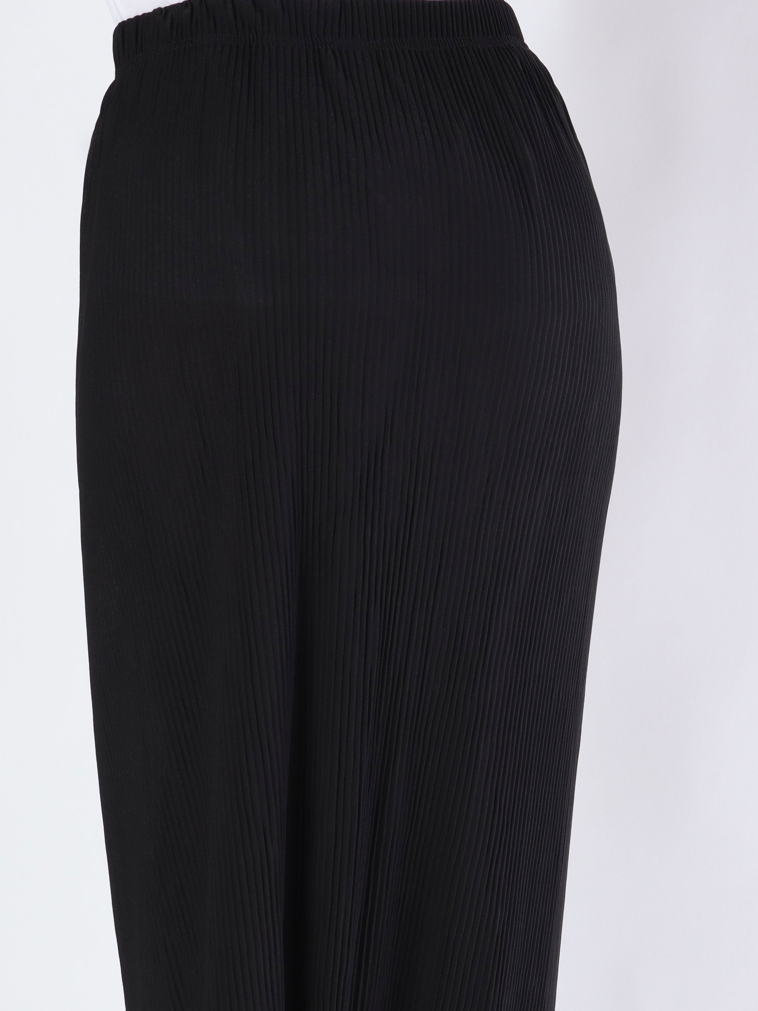 Andrea - Lång plisserad kjol med knappar